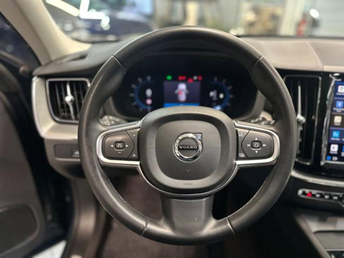 Volvo XC60 B4 automatico Core (20)