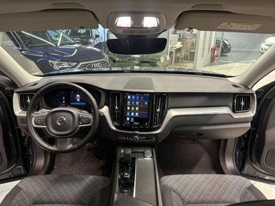 Volvo XC60 B4 automatico Core (8)