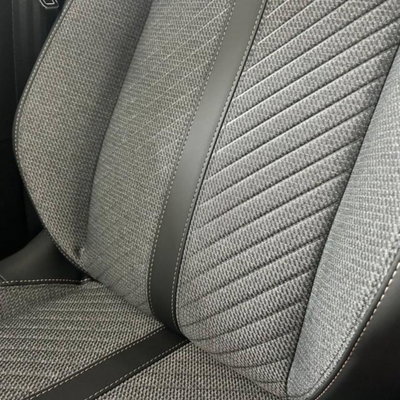 Peugeot 2008 PureTech 100 S&S Allure (10)
