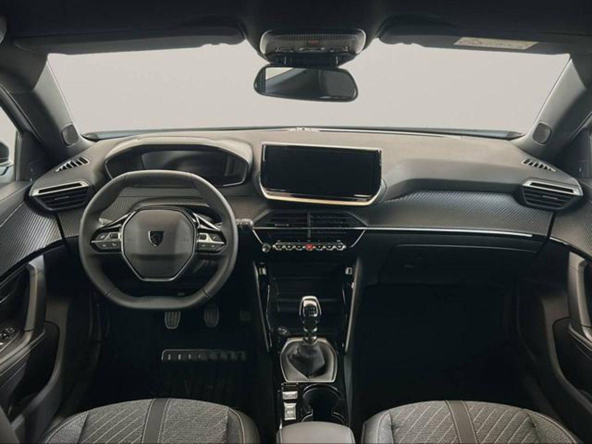 Peugeot 2008 PureTech 100 S&S Allure (13)