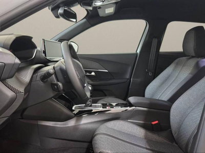 Peugeot 2008 PureTech 100 S&S Allure (8)