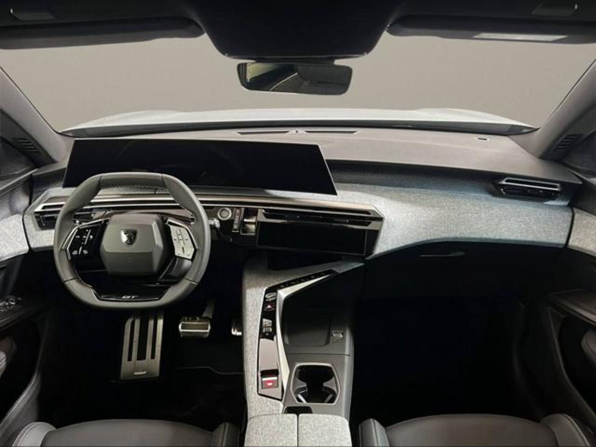Peugeot 3008 1.2 hybrid GT 145cv e-dcs6 (16)
