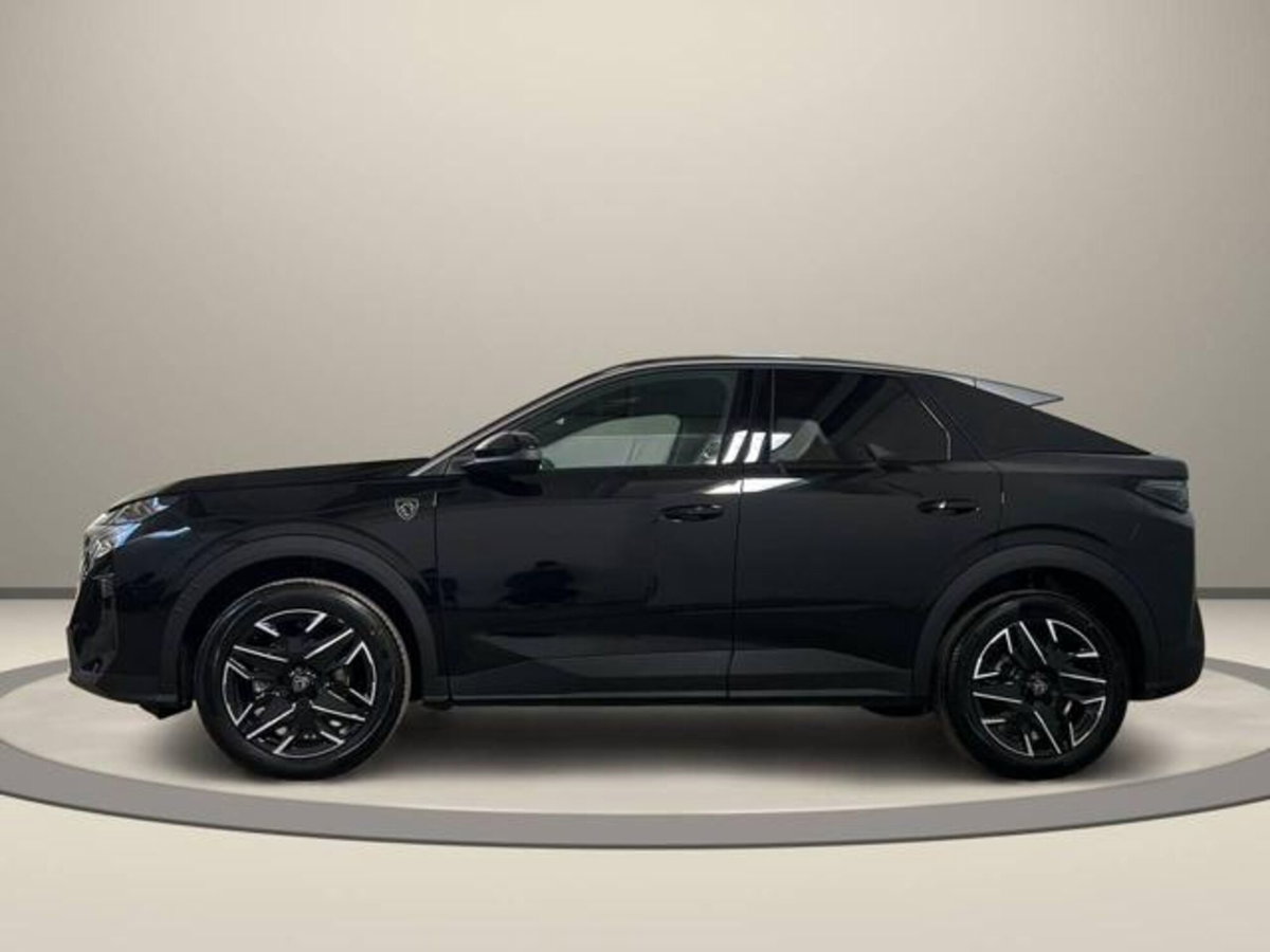 Peugeot 3008 1.2 hybrid GT 145cv e-dcs6 (3)