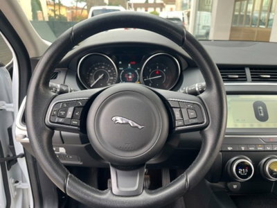 Jaguar E-Pace 2.0D 150 CV (11)