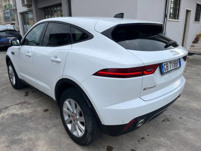 Jaguar E-Pace 2.0D 150 CV (6)