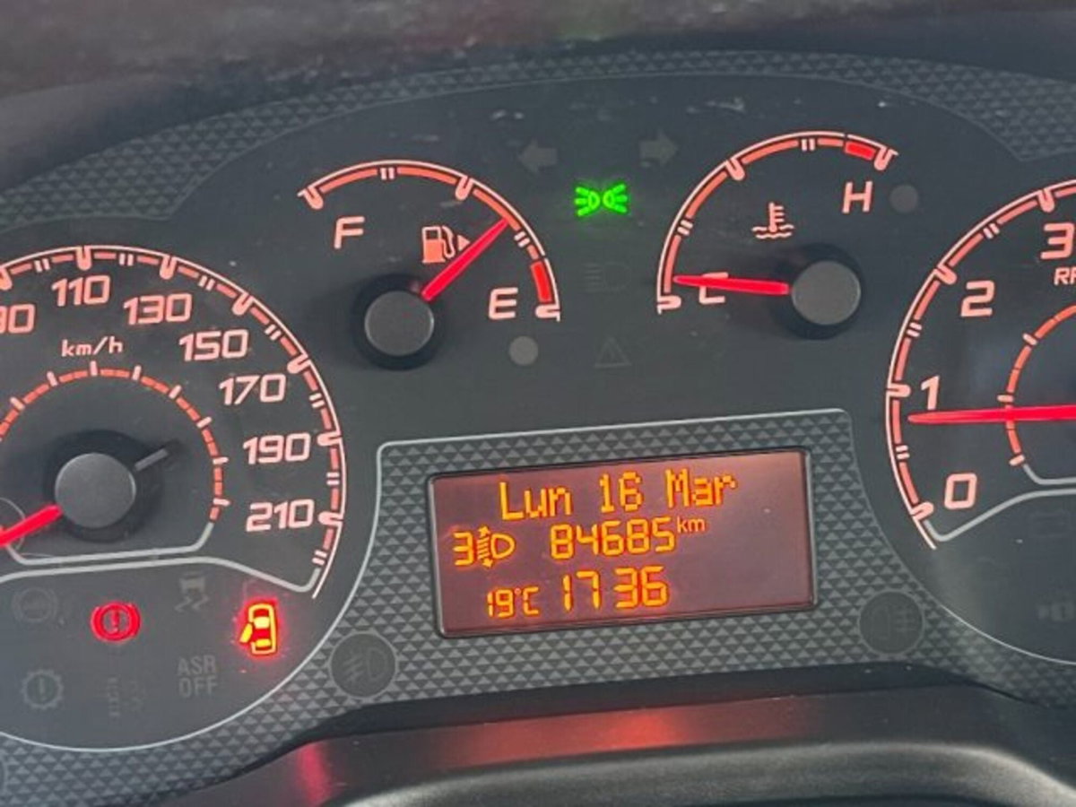 Fiat Fiorino QUBO 1.3 MJT 95CV SX (N1) (15)