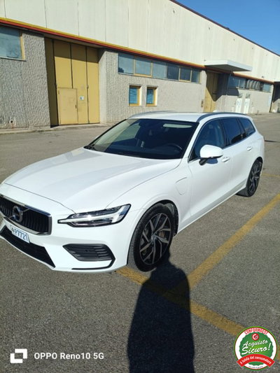 Volvo V60 T6 Recharge AWD Plug-in Hybrid Inscription usata