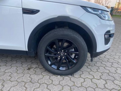 Land Rover Discovery Sport 2.0 eD4 150 CV 2WD HSE Luxury (8)