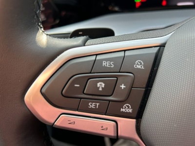 Volkswagen Golf 2.0 TDI 150 CV DSG SCR R-Line (11)