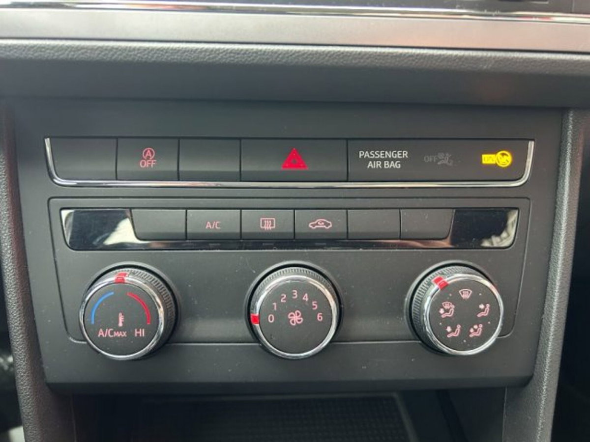 SEAT Leon 1.5 TGI DSG 5p. Style (10)