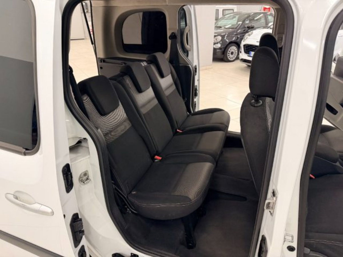 Renault Kangoo 1.5 dCi 90CV 5 porte Stop & Start Life (12)