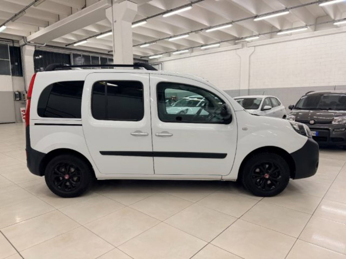 Renault Kangoo 1.5 dCi 90CV 5 porte Stop & Start Life (4)