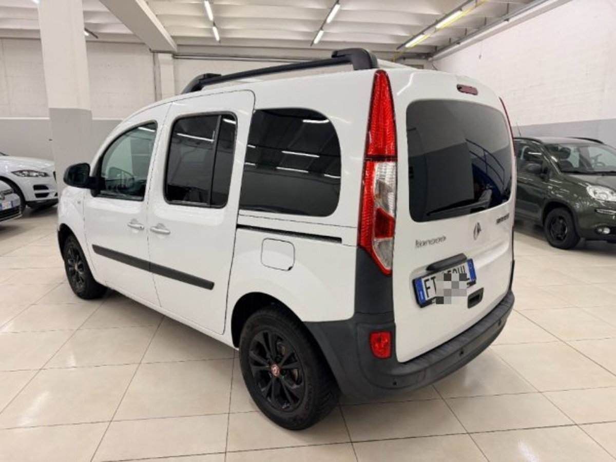 Renault Kangoo 1.5 dCi 90CV 5 porte Stop & Start Life (7)