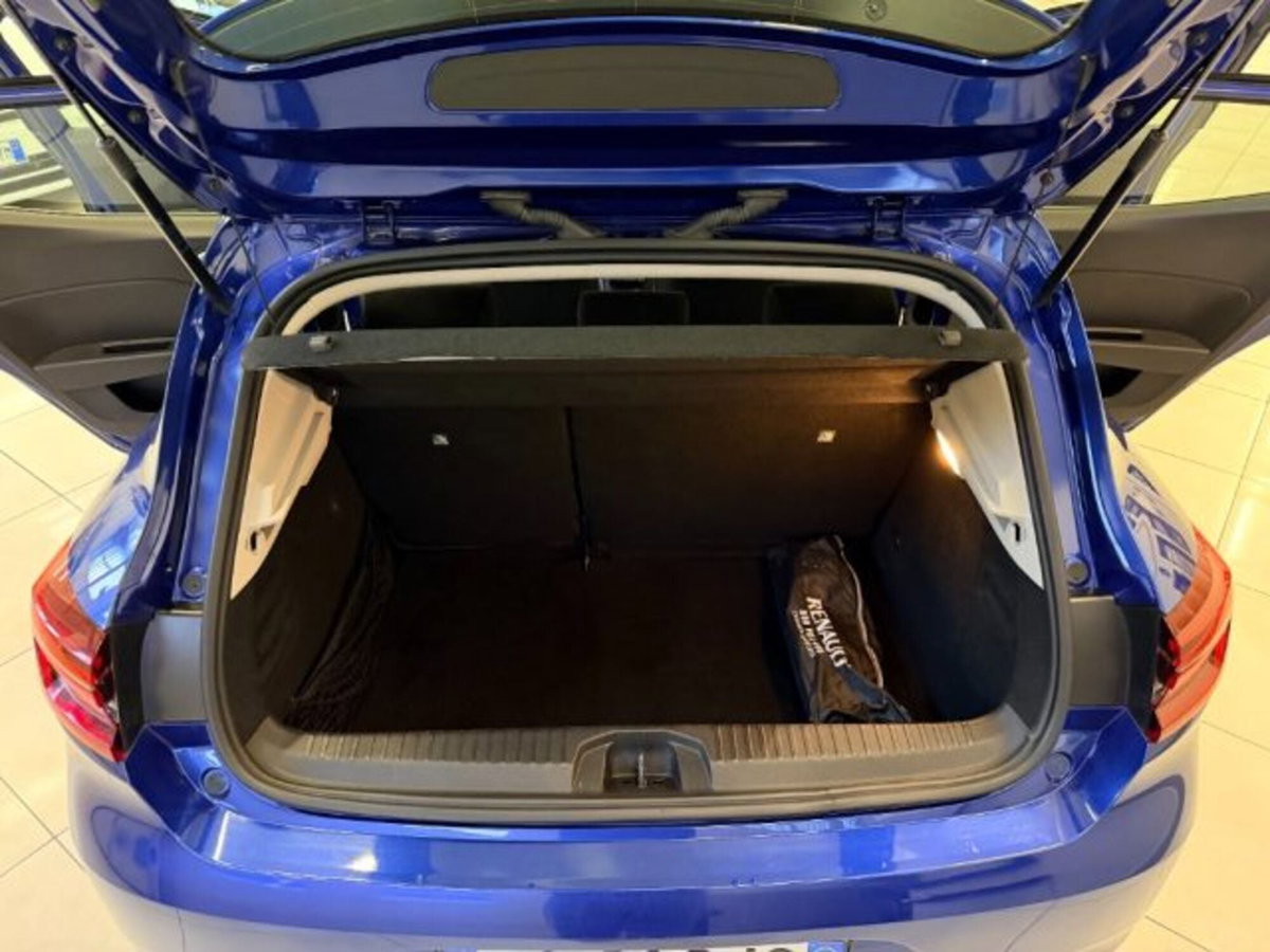 Renault Clio TCe 100 CV 5 porte Zen (11)