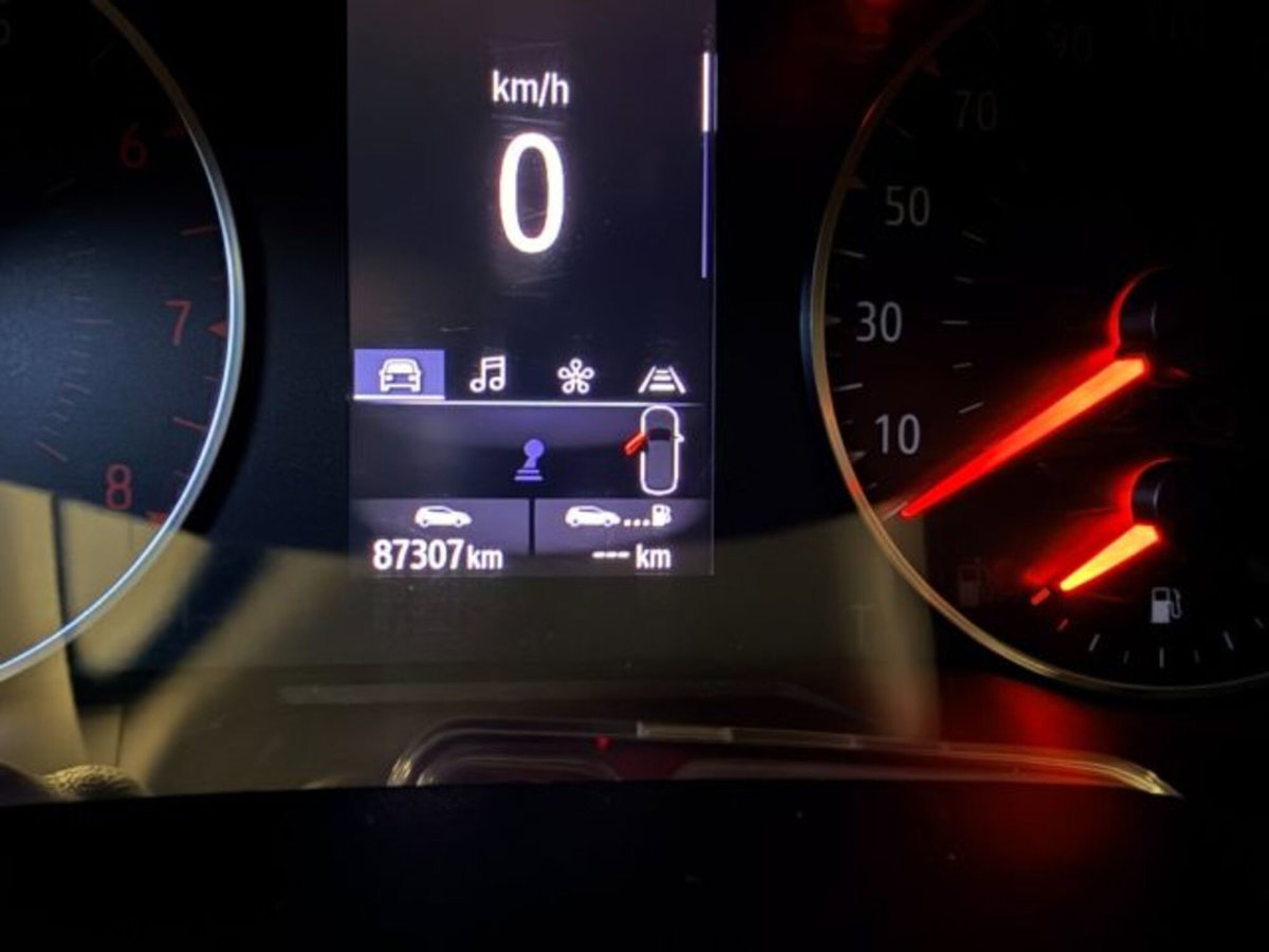 Renault Clio TCe 100 CV 5 porte Zen (15)