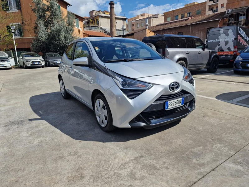 Toyota Aygo 1.0 VVT-i 72 CV 5 porte x-play