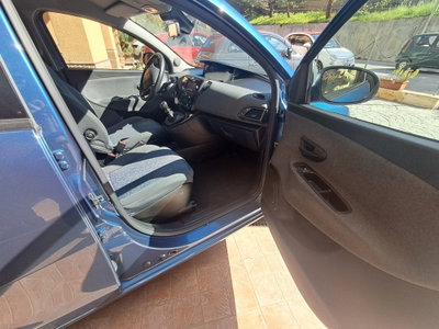 Lancia Ypsilon 1.0 FireFly 5 porte S&S Hybrid Ecochic Gold (12)