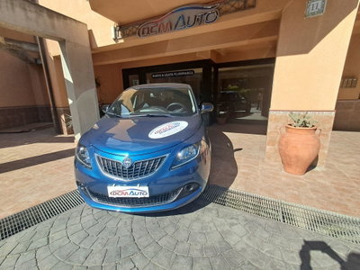 Lancia Ypsilon 1.0 FireFly 5 porte S&S Hybrid Ecochic Gold (9)