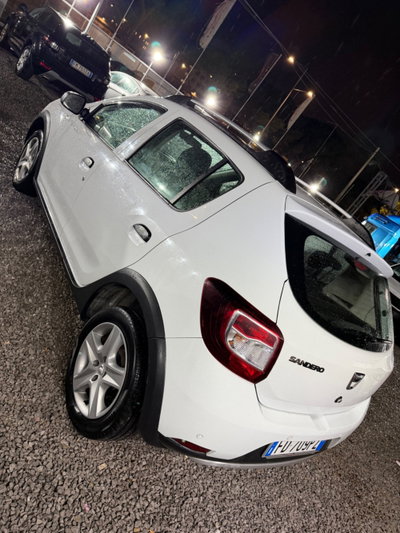 Dacia Sandero Stepway 1.5 dCi 8V 90CV (4)