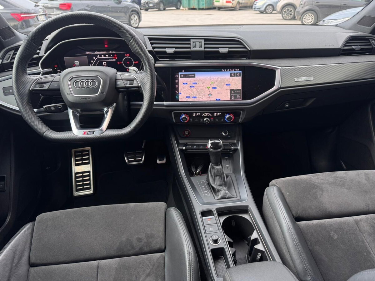 Audi RS Q3 Sportback 2.5 quattro s-tronic (8)