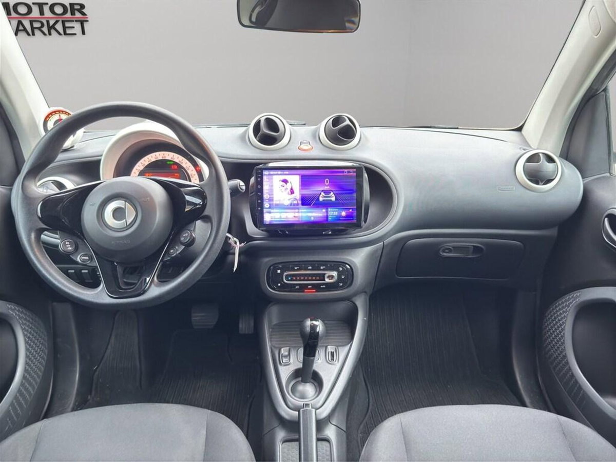 smart Fortwo eq Pure 22kW (14)