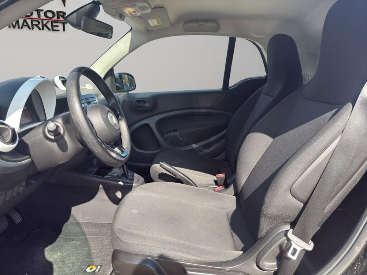 smart Fortwo eq Pure 22kW (15)