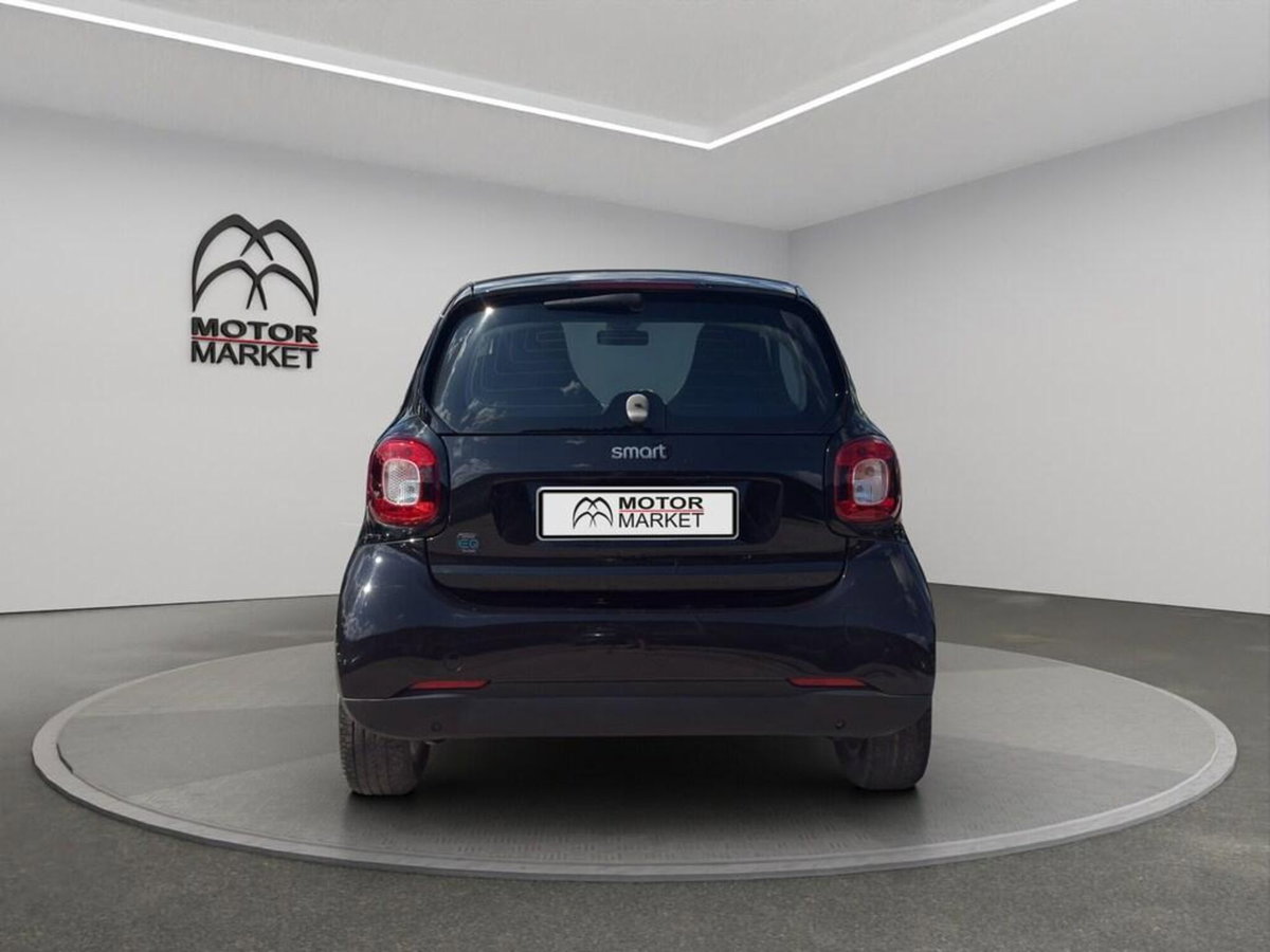 smart Fortwo eq Pure 22kW (6)