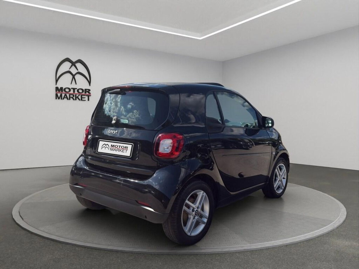 smart Fortwo eq Pure 22kW (7)
