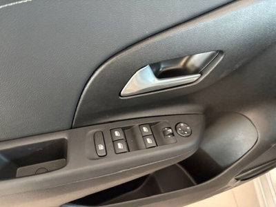 Opel Corsa 1.2 100 CV GS Line (10)