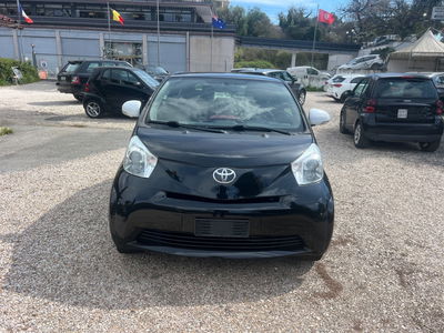 Toyota iQ 1.0 High usata