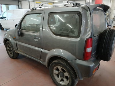 Suzuki Jimny 1.3i 16V cat 4WD JLX (3)