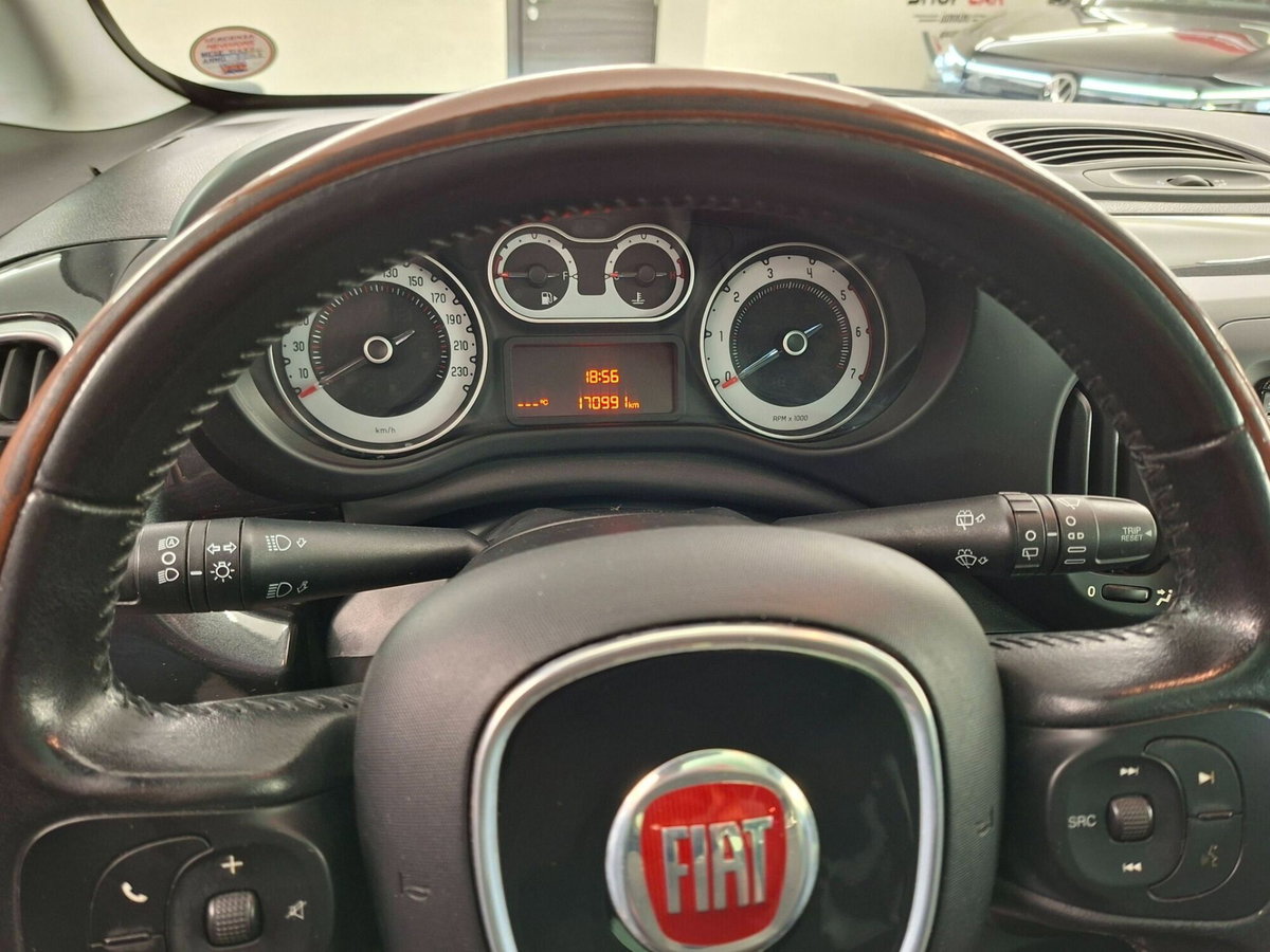 Fiat 500L 1.6 Multijet 120 CV Trekking (15)