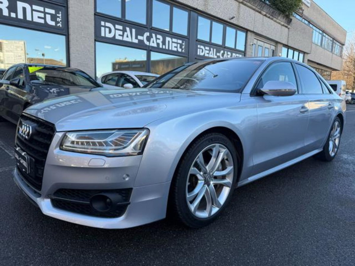Audi S8 4.0 TFSI quattro tiptronic plus