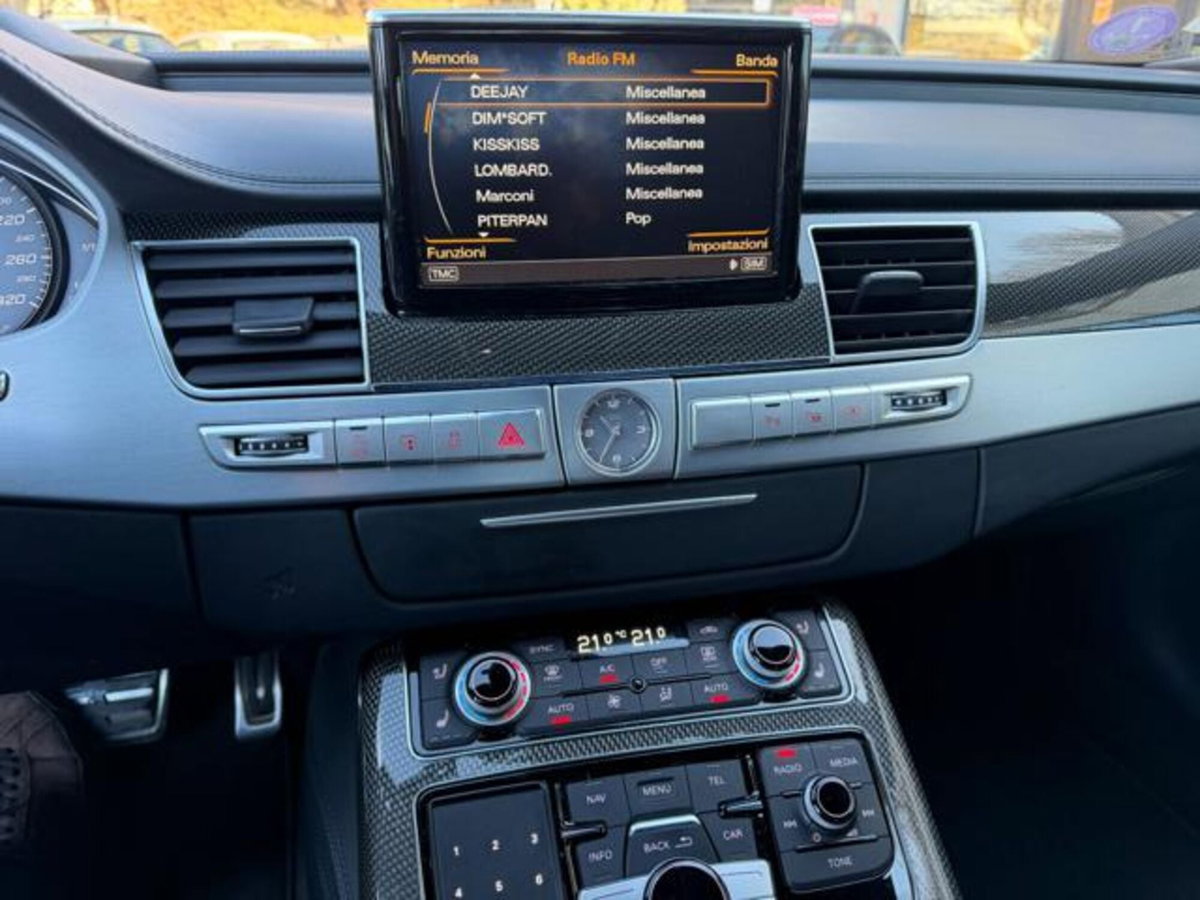 Audi S8 4.0 TFSI quattro tiptronic plus (10)