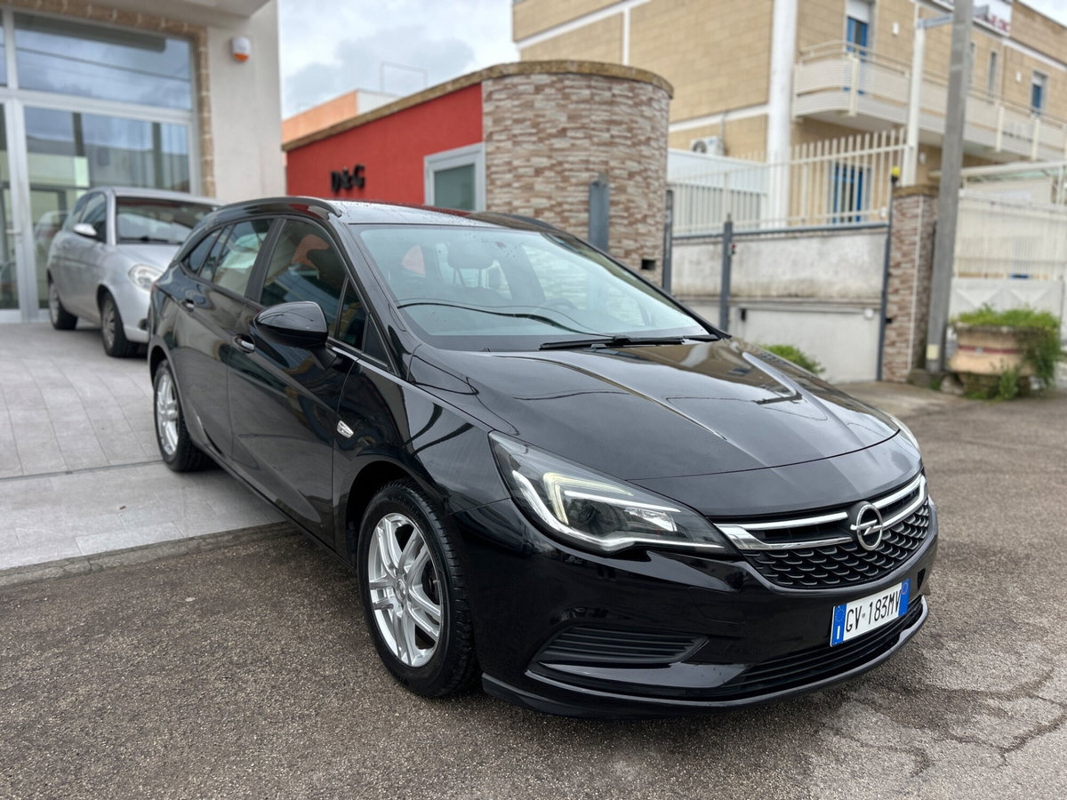 Opel Astra 1.6 CDTi 110CV Start&Stop 5 porte Innovation (2)