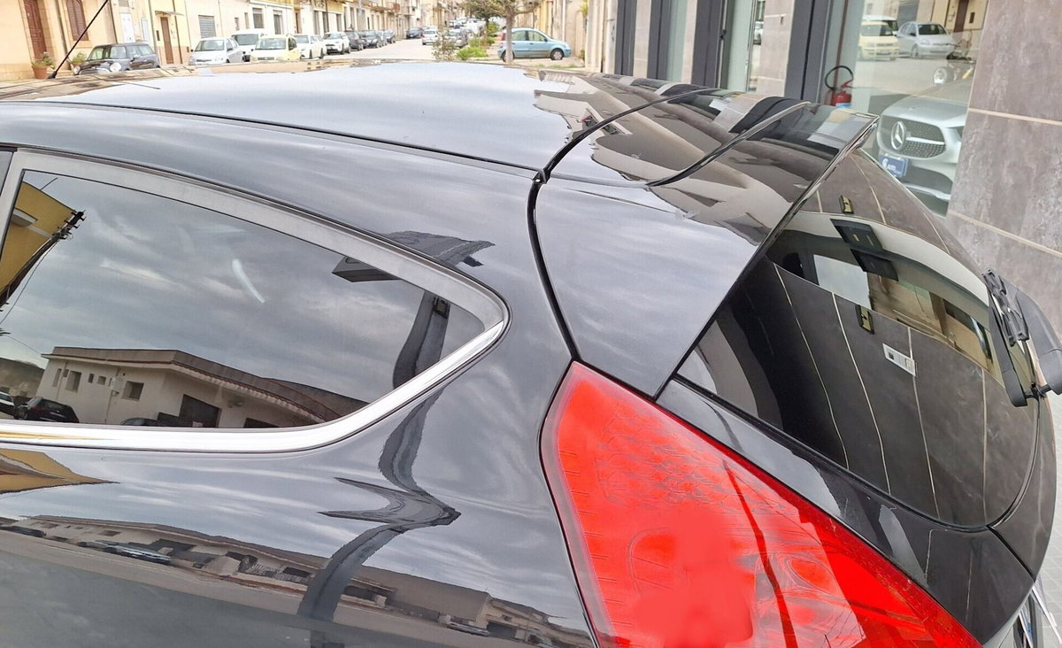 Ford Fiesta 1.4 TDCi 68CV 3 porte Titanium (9)