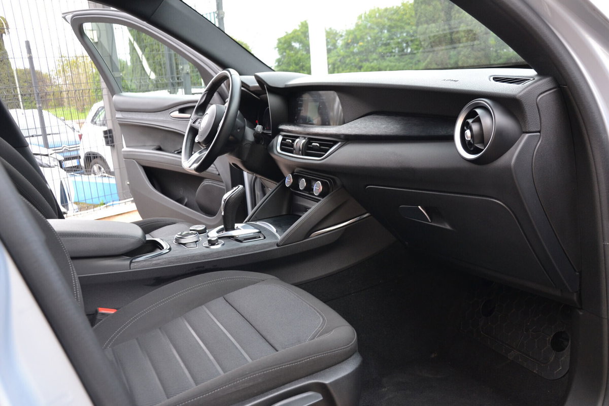 Alfa Romeo Stelvio Stelvio 2.2 Turbodiesel 210 CV AT8 Q4 Super (18)