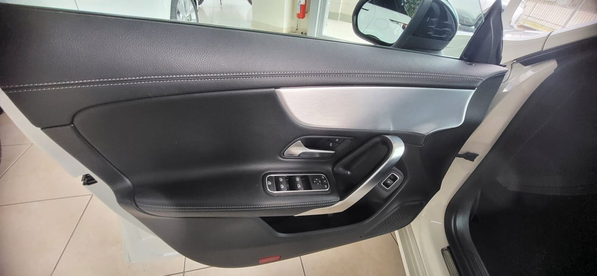 Mercedes-Benz CLA 180 d Automatic Premium (10)