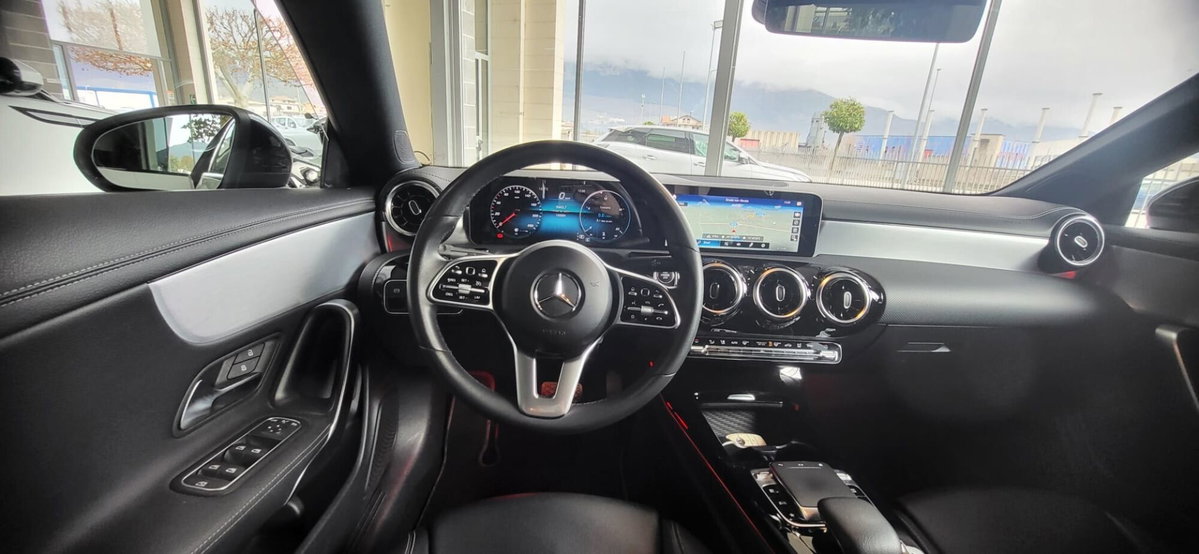 Mercedes-Benz CLA 180 d Automatic Premium (14)