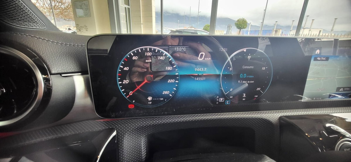 Mercedes-Benz CLA 180 d Automatic Premium (16)