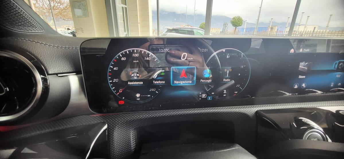 Mercedes-Benz CLA 180 d Automatic Premium (20)