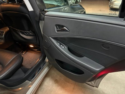 Mercedes-Benz CLS 320 CDI Sport (16)