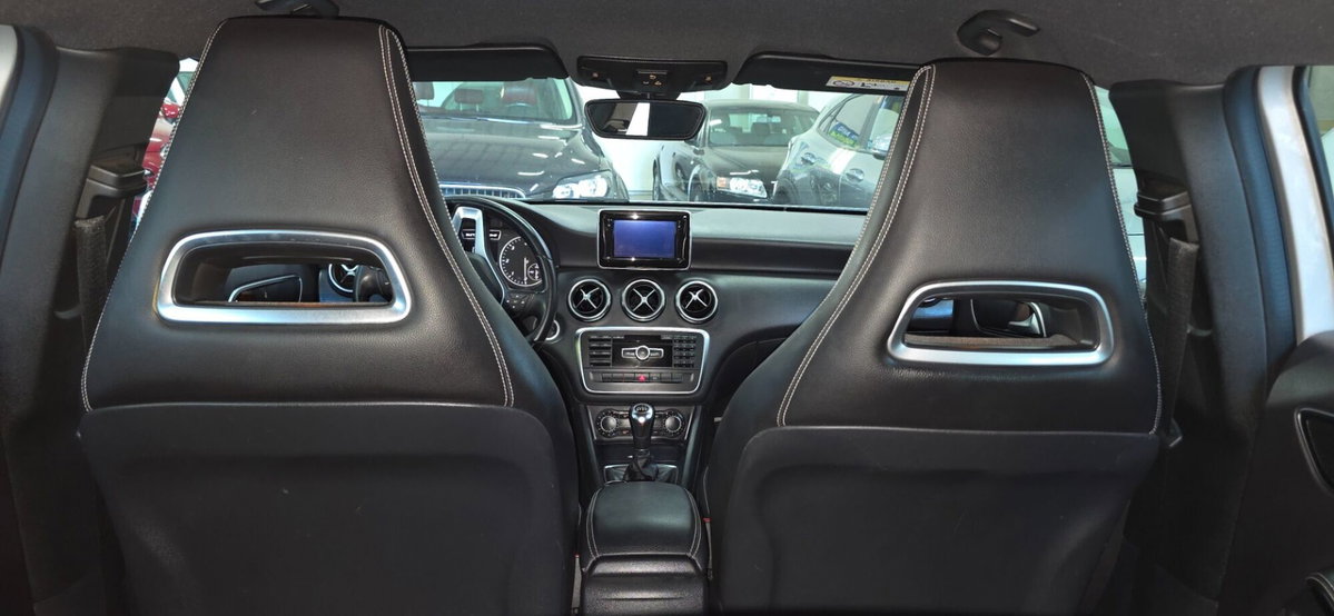Mercedes-Benz Classe A 180 d Sport (16)