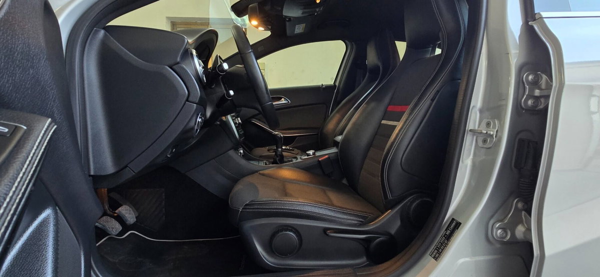 Mercedes-Benz Classe A 180 d Sport (8)