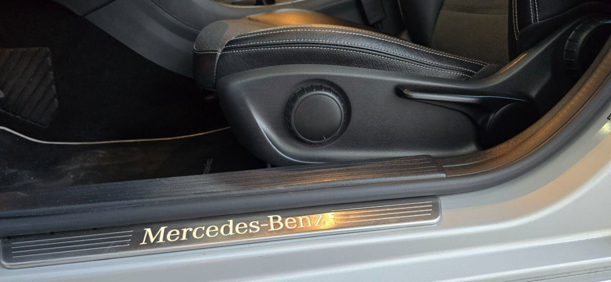 Mercedes-Benz Classe A 180 d Sport (9)