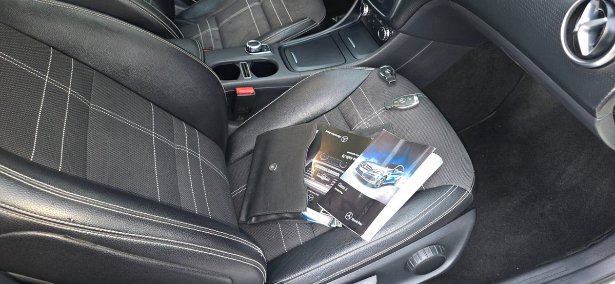 Mercedes-Benz Classe A 180 d Automatic Premium (13)