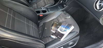 Mercedes-Benz Classe A 180 d Automatic Premium (13)