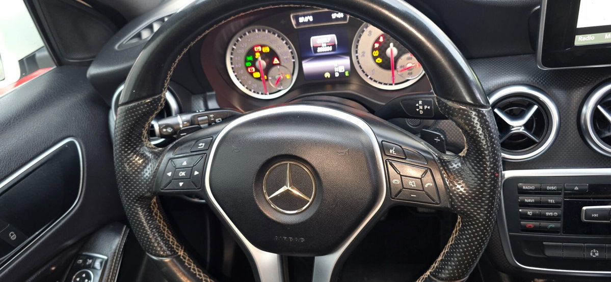 Mercedes-Benz Classe A 180 d Automatic Premium (15)