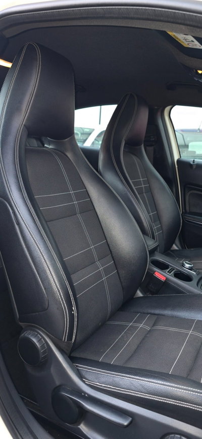 Mercedes-Benz Classe A 180 d Automatic Premium (17)