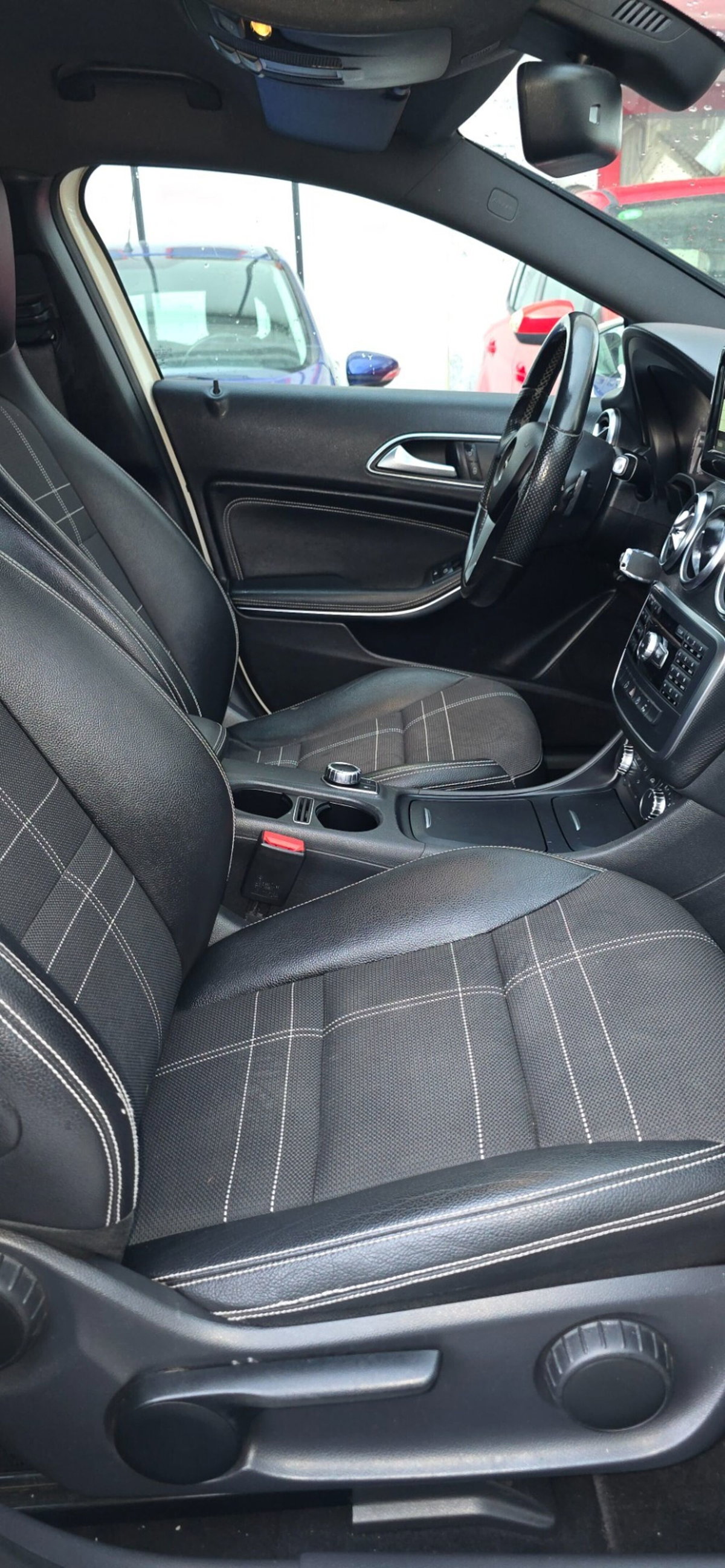 Mercedes-Benz Classe A 180 d Automatic Premium (18)